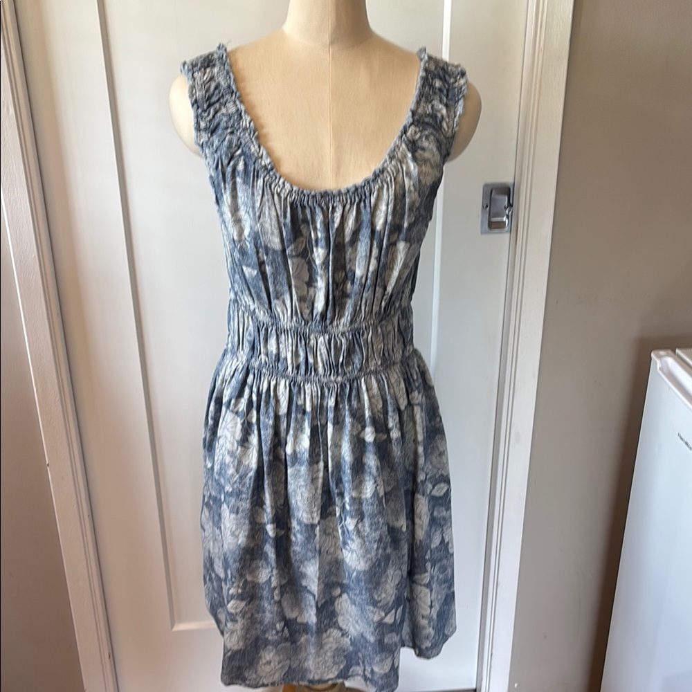 American Eagle Outfitters Blue and White Floral Midi Dress